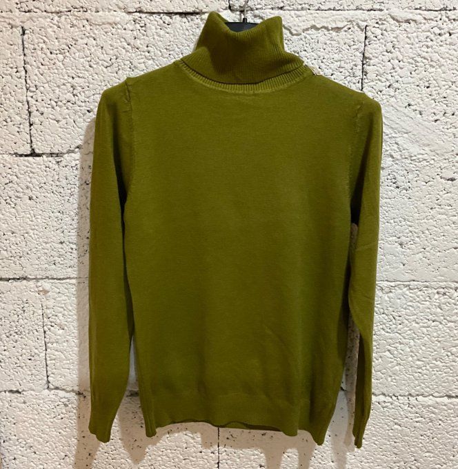 Pull col roulé 