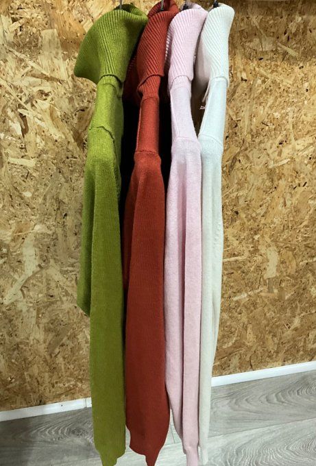 Pull col roulé 