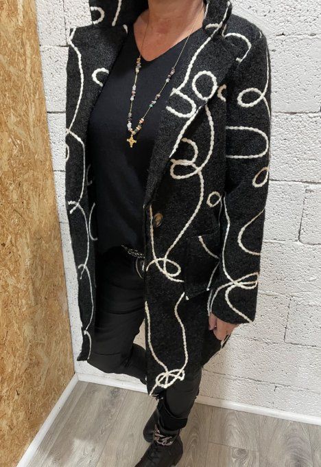 Manteau brodé 