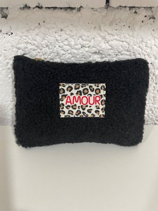 Pochette moumoute Amour 