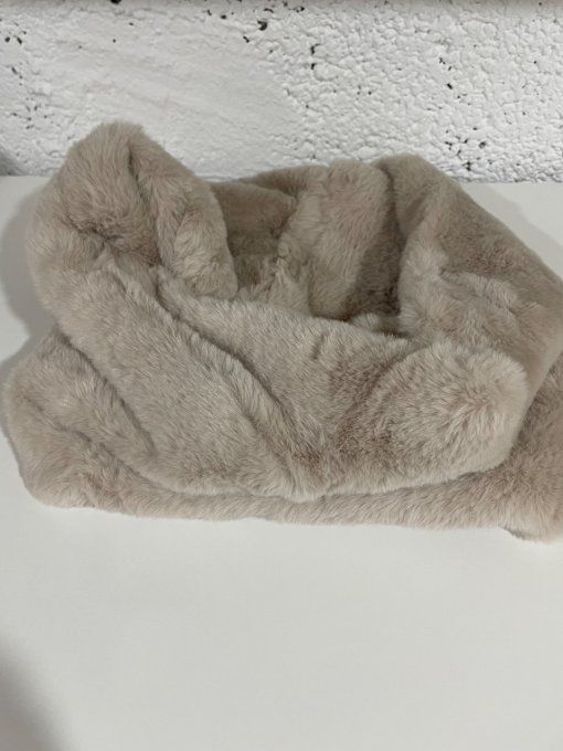 Snood fausse fourrure 
