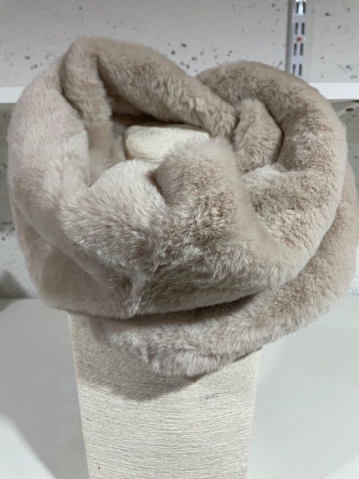 Snood fausse fourrure 