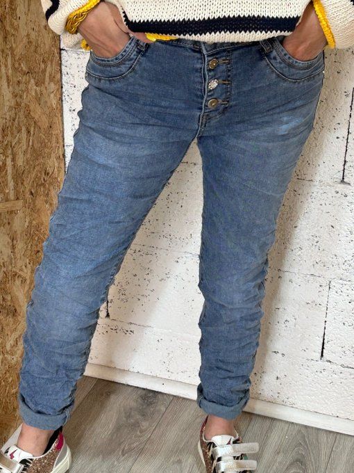 Jean karostar 
