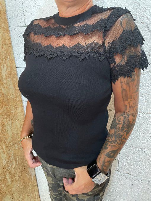Top dentelle 