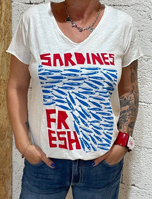 T-shirt sardines fresh 