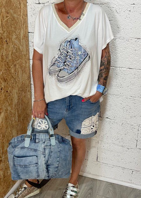 T-shirt basket 