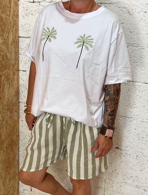 Short à rayures 